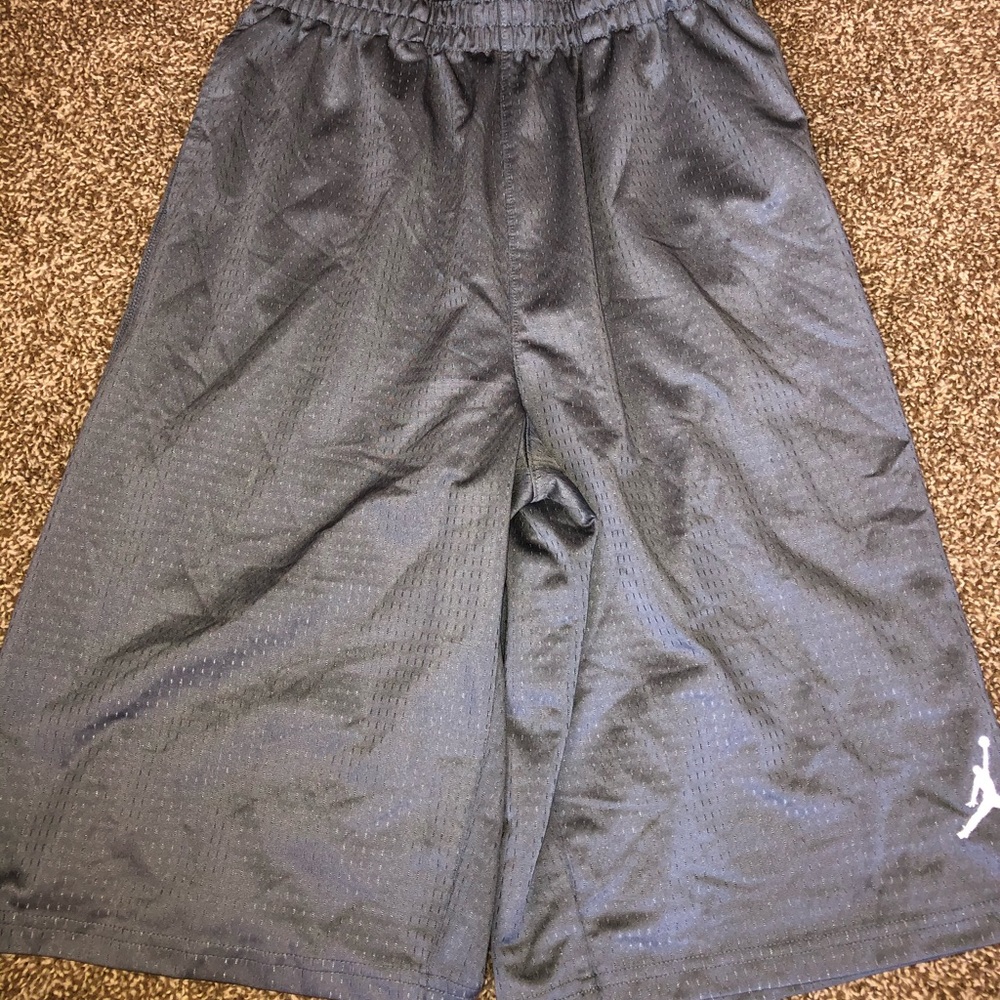 Boys jordan short
